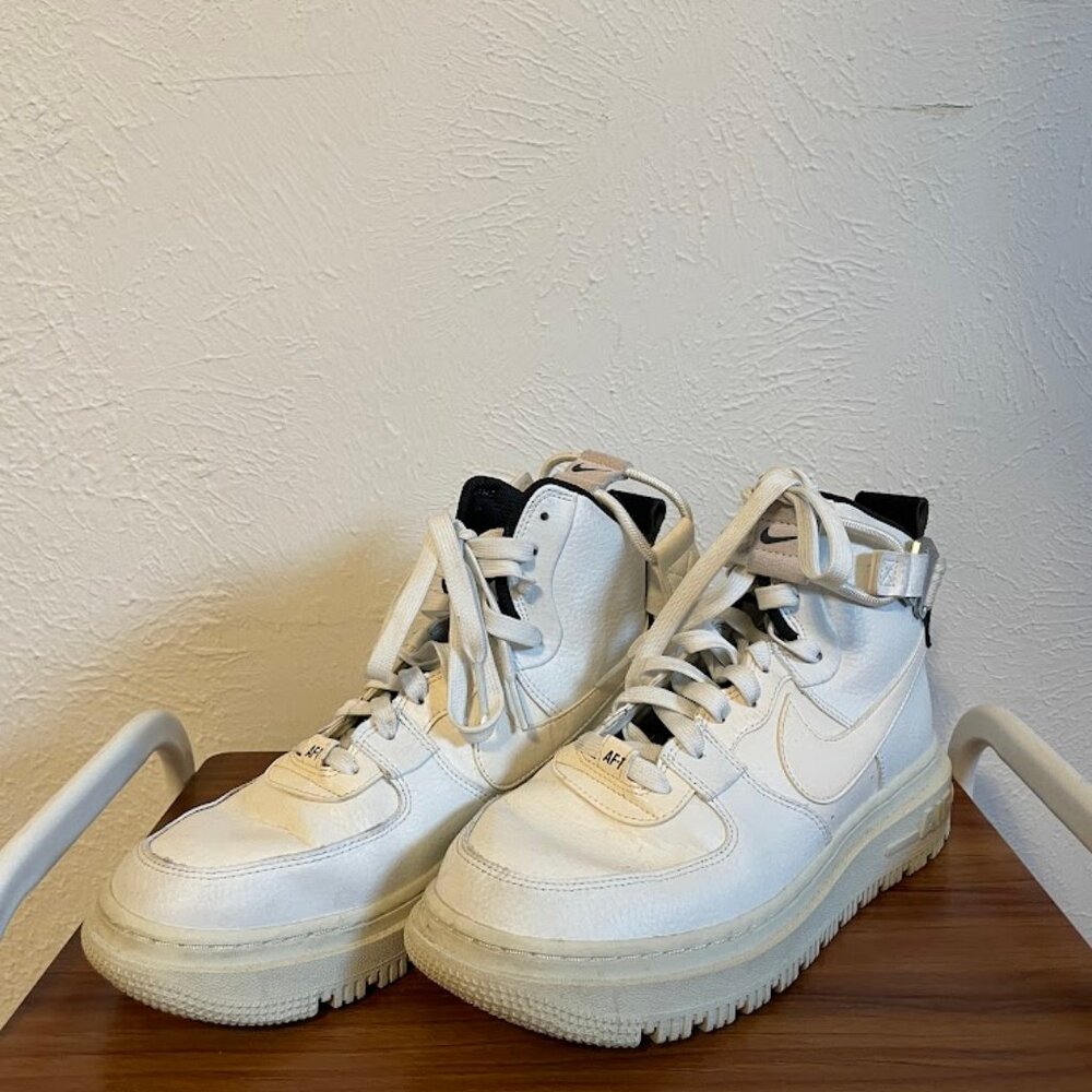 Nike Air Force Ones High White with Black Tongue size 8.5
